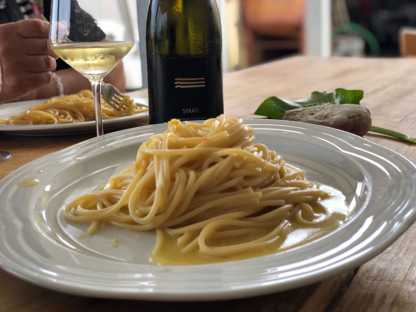 The Spaghetti, symple and tasty, perfect pairing with our STRATI pagadebit 